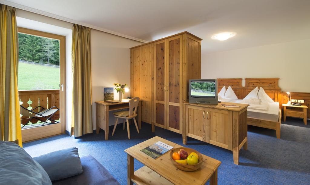 Dolomitenhotel Weisslahnbad Tires Pokój zdjęcie